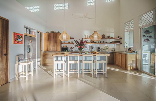 Puerto Carrillo Villa | Atemberaubendes neues Luxushaus mit atemberaubendem Blick über den Pazifik.