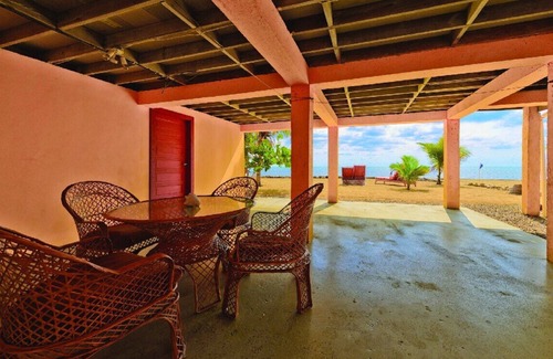 Hopkins Haus | Komplette Villa am Meer mit Veranda mit Fensterwand