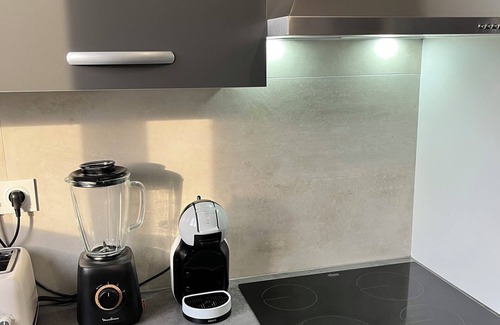 Maisons-Alfort Wohnung | Entire rental unit in Maisons-Alfort, France