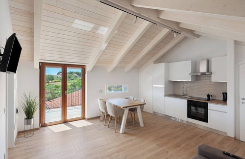 Bomerano Wohnung | Entire Residence with 3 Apartments, Mountain View, Wi-Fi and Air Conditioning