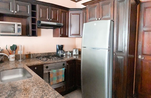 Tamarindo Villa | Haus in Wohnanlage, 2 Bd, 2 & 1/2 Bad, Pool, Sandstrand