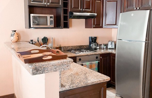 Tamarindo Villa | Haus in Wohnanlage, 2 Bd, 2 & 1/2 Bad, Pool, Sandstrand