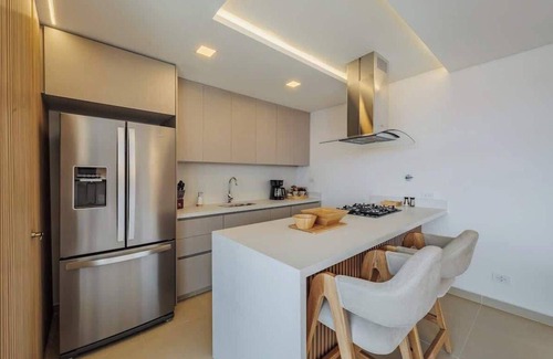 Laureles - Estadio Wohnung | |EP| Spacious Apt in Laureles w/AC's, Views, Desk