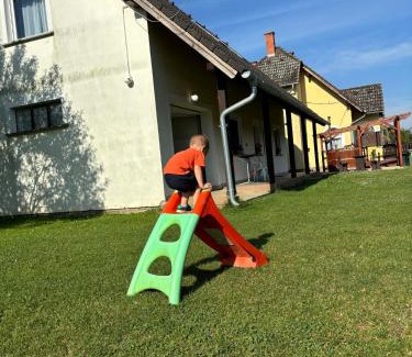 Csode Wohnung | Erdőgyöngye Vendégház CSÖDE