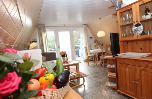 Gager Haus | Erholsamer Urlaub auf Rügen im reetgedeckten Ferienhaus