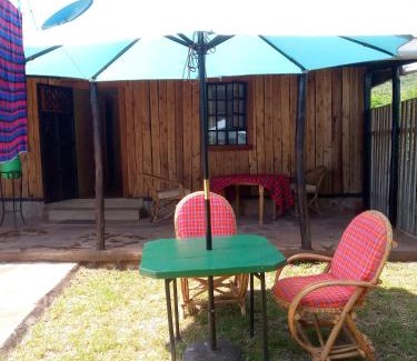 Maasai Mara Bed & Breakfast | Esam Homestay