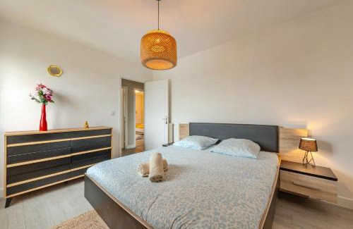 Lambezellec Wohnung | Escale à brest - Spacieux - 3 chambres - Parking privé - Ideal Famille & Pro