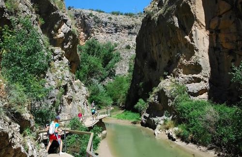 Moclin Wohnung | Escapada invernal, chimenea y barbacoa en Villa la Gaviota junto a Ruta del Gollizno en Olivares