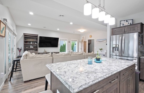 Lake Odessa Haus | Neu gebautes modernes Lake House