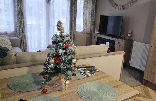 Capernwray Haus | Escape in Carnforth Lodge - Sleeps 5