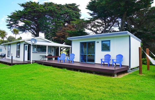 Tutukaka Hütte | Escape to a beautiful coastal cottage!