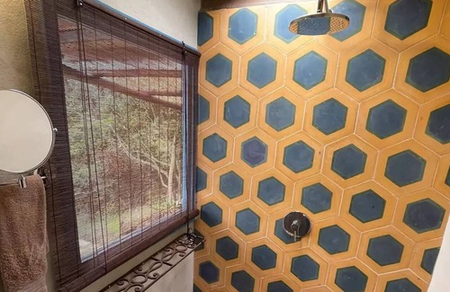 Tabio Hütte | Escape to our Tiny House Cabin: An oasis of peace and tranquility.