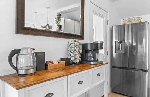 Smith River Haus | Escape to "The VUE" A Waterfront Gem with Hot Tub