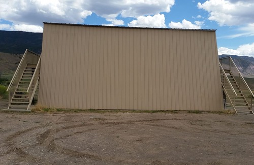 Marysvale Kabine | Flucht in die Wildnis. Abgeschiedene abgelegene Hütte mit privatem Teich