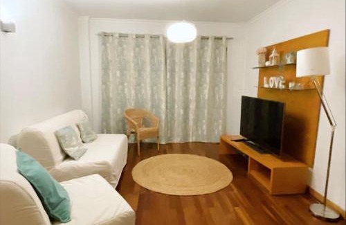 Campo e Sobrado Wohnung | Espaçoso T3 com terraço & churrasqueira