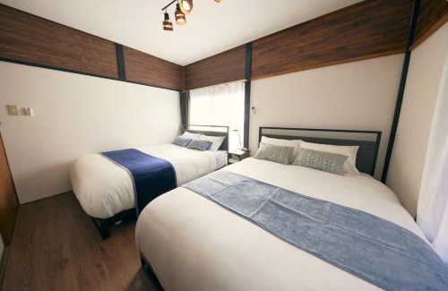 Kameari Wohnung | Est house KAMEARI -Entire Tokyo House with Direct Bus Access to Airport and Disney in a Peaceful Local Neighborhood with 24 Hour Shops and Dining Options-