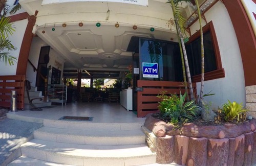 Basdiot Hotel | Eve's Kiosk Dive Resort