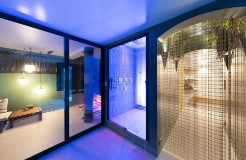 Coubron Haus | Evening Spa Package 9pm to Noon