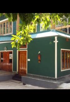 Nakur Sirangala Haus | Evergreen Emerald