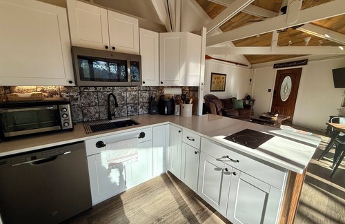 Big Canoe Kabine | Evergreen treehouse in Big Canoe