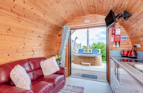 Oakenholt Hütte | EWE ZWEI, romantisches, charaktervolles Ferienhaus in Flint, Ref. 951606