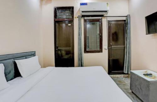 Mayapur Haus | Excel Home Stay Haridwar