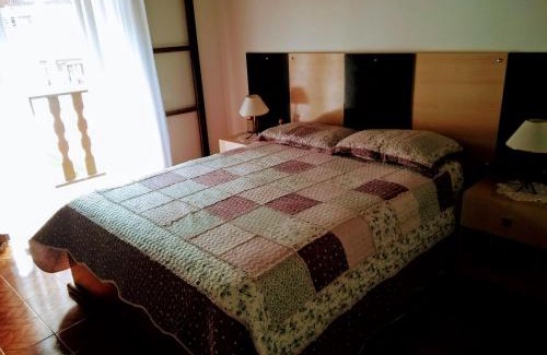 Pero Haus | Excelente casa a 40 metros da Praia e 100 m do Shopping Peró ! Wi-fi