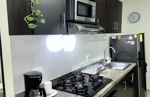 Riomar Wohnung | Excelente Ubicación, Amoblado y Acogedor 2hab- 2baños