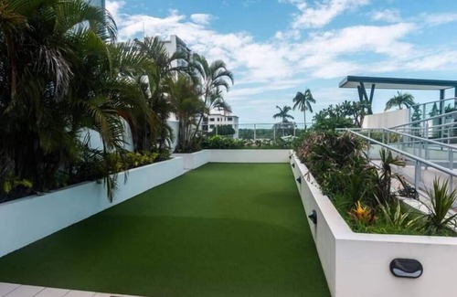 Mackay Wohnung | Excellent Location - Modern Hotel Room in Mackay!