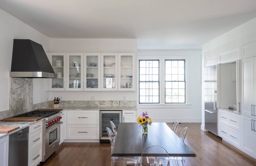 Narragansett Pier Haus | EXCEPTIONAL Narragansett Pier Historic Home