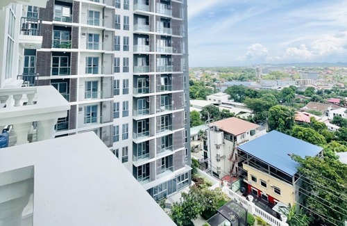 Iloilo Eigentumswohnung | Exclusive 1BR Residences at LaFayette Park Square