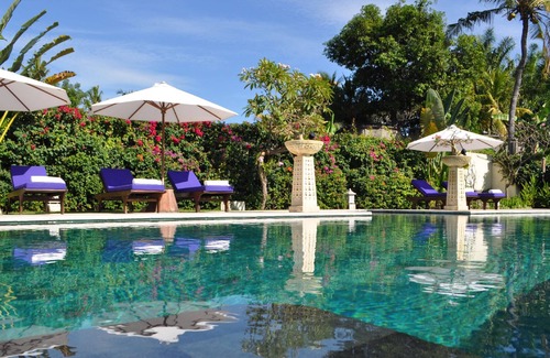 Kayu Putih Villa | Exklusive 5 Sterne Villa mit 365 ° Blick auf Meer, Berge und Reisfelder!