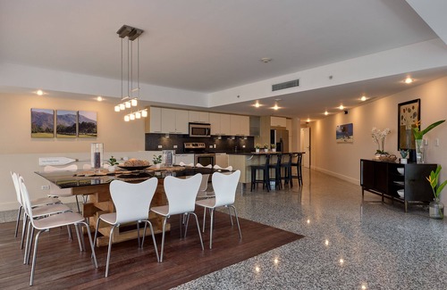 Oranjestad-West Eigentumswohnung | Exclusive 6 Bedrooms Beach Front Condo W/Private Pool