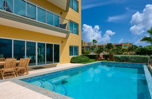 Oranjestad-West Eigentumswohnung | Exclusive 6 Bedrooms Beach Front Condo W/Private Pool
