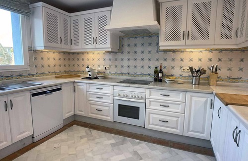 Bahia de Casares Wohnung | Exclusive Beachfront Duplex Penthouse, La Perla