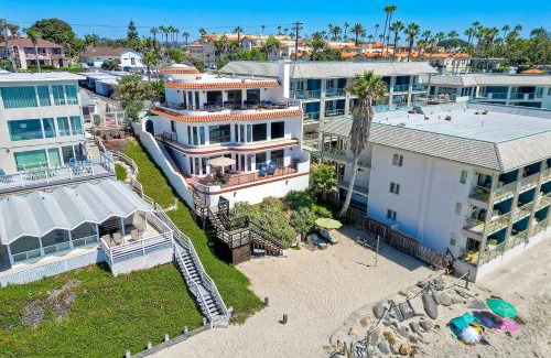 Carlsbad Village Haus | Exclusive Beachfront Duplex in Carlsbad Village Ocean Views, Sleeps 9