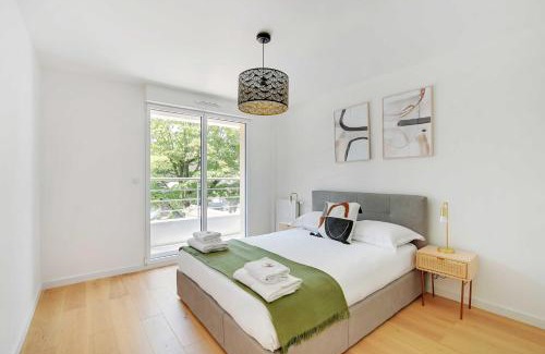 Le Bois Porte de Nogent Wohnung | Exclusive Duplex -5BD-10P- Nogent-sur-Marne