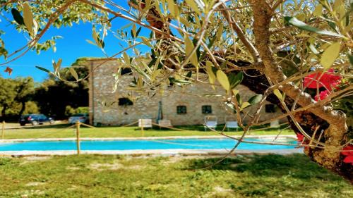 Poreta Haus | Exclusive Pool-open All Year-spoleto Biofarm-slps 8-village shops, bar1 km 7
