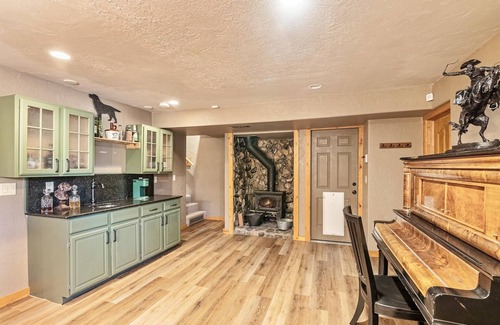 Eden Kabine | Exclusive Riverfront Eden Ranch! Pet Friendly!