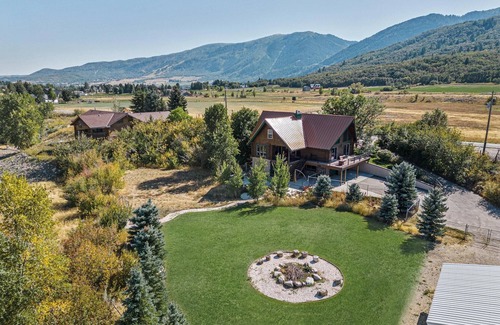 Eden Kabine | Exclusive Riverfront Eden Ranch! Pet Friendly!