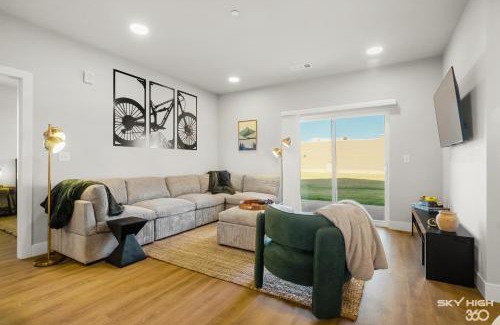 Rogers Wohnung | Exec King Suites Pool, Gym, Walmart Hq,gym