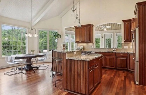 Stillwater Haus | Executive Home with spacious 5-bedroom in Stillwater with sauna, WiFi, & nature