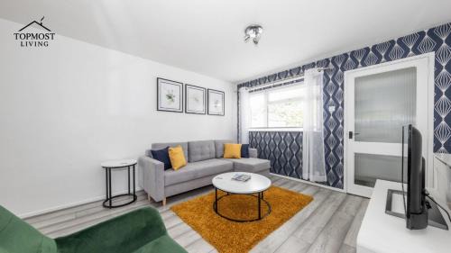 Luton Wohnung | Executive One Bedroom Maisonette - Garden Access & Free Parking - Prime Location