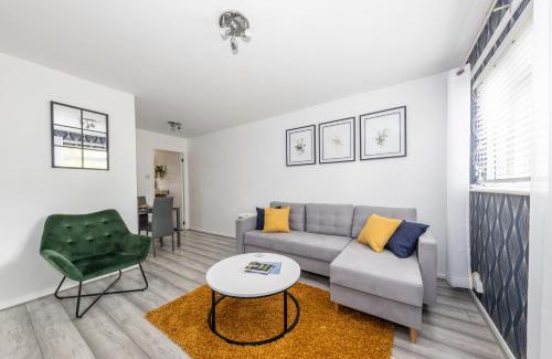 Luton Wohnung | Executive One Bedroom Maisonette - Garden Access & Free Parking - Prime Location