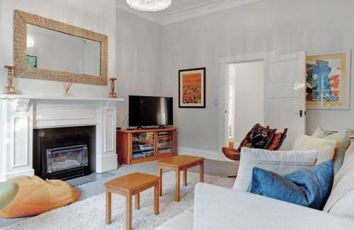Birkenhead Haus | Executive Retreat minutes to Takapuna and CBD