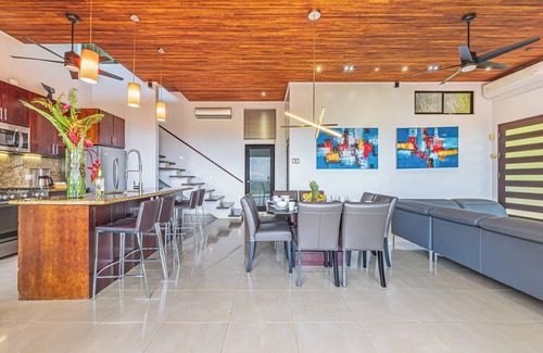 Hatillo Villa | Exotica-All Suite House & Killer Views. Vor-Ort-Personal-Gated Community-Asphaltierte Straße