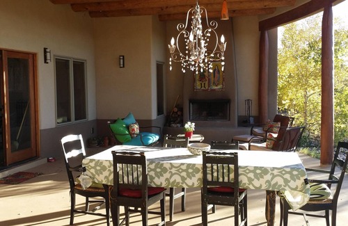 La Tierra Haus | Beste aus beiden Welten! In der Nähe der Stadt, aber 360-Grad-Ansichten auf 2. 5 Hektar