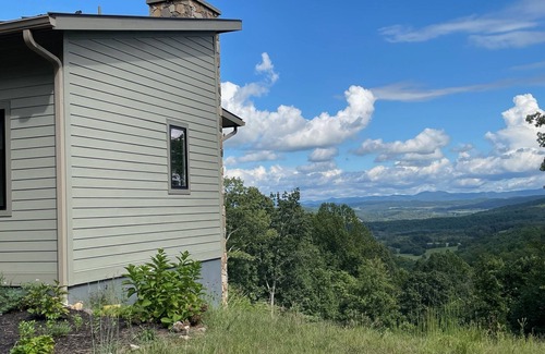 Rockbridge Baths Wohnung | Expansive Mountain View and easy 15-minute access to Lexington, VA