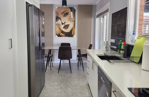 Titirangi Haus | Experience Comfort in Our 3-Bedroom Family Home