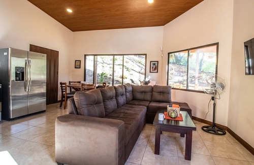 Concepcion Haus | Experience "La Buena Vida" Peace, beauty, comfort in our private guesthouse